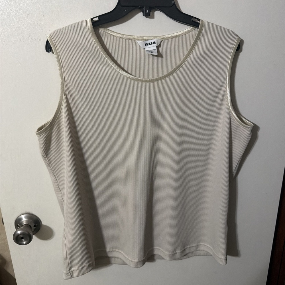 Alia Woman's Tank Top Size 2X Cream Ribbed